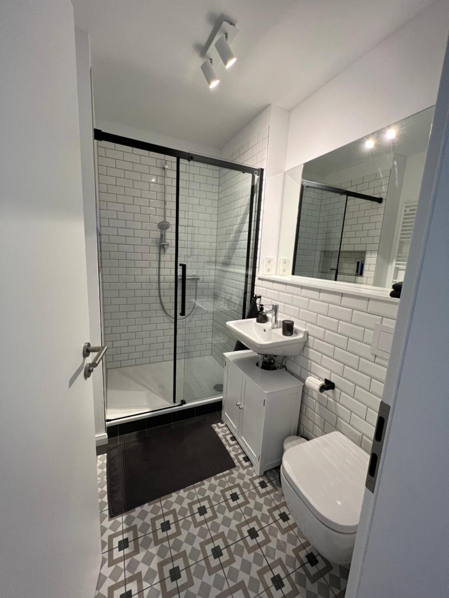 Zentrale, Schoene Design-Wohnung Im Coolen Viertel BRE Екстериор снимка